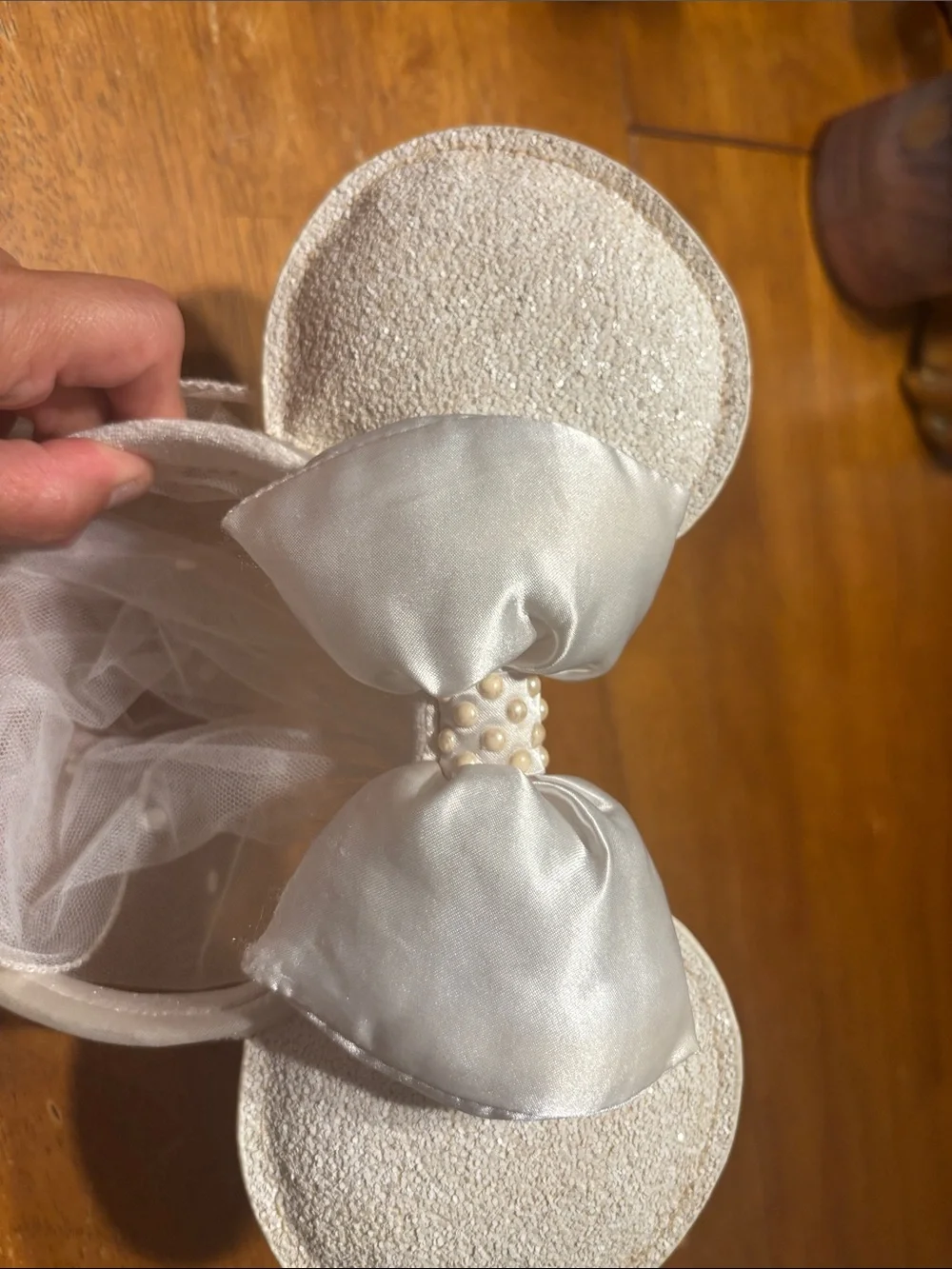 Disney Bridal fairytale Wedding White pearl Minnie Ears Headband Tulle Veil